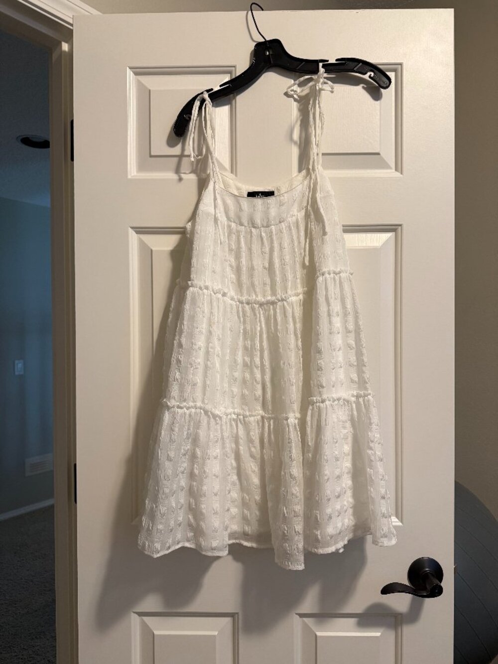 Lulus White Tiered Tie Strap Mini Dress Size Small Textured Babydoll Sundress